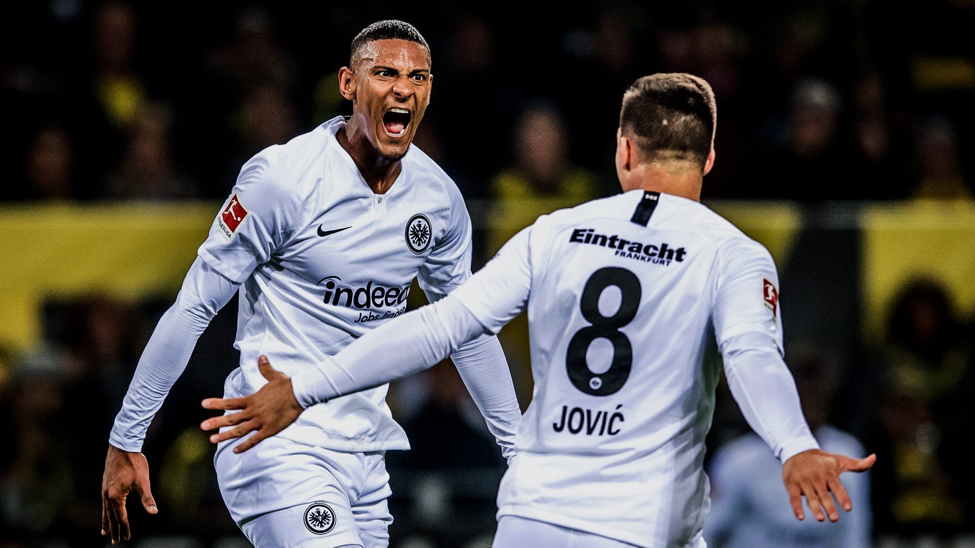 斯图加特训练开放日，清晨远射贴柱引欢呼，荷甲在即，赛季目标并未改变的简单介绍-爱游戏